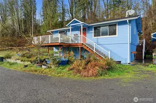 120 Sandy Bend Rd, Castle Rock, WA 98611 - Photo 2