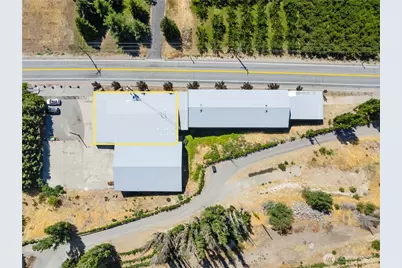 1260 Lower Sunnyslope Road, Wenatchee, WA 98801 - Photo 2