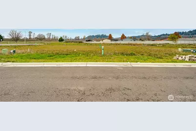 2005 Henderson Way, Longview, WA 98632 - Photo 2