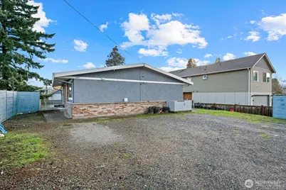 5537 S 119th St, Seattle, WA 98178 - Photo 2