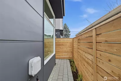 805 S Sullivan Street, Seattle, WA 98108 - Photo 16