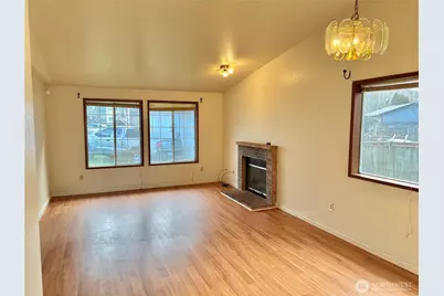 9302 S M Street, Tacoma, WA 98444 - Photo 4