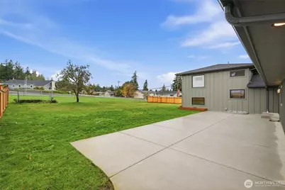 2910 K Avenue, Anacortes, WA 98221 - Photo 38