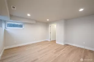 2910 K Ave, Anacortes, WA 98221 - Photo 30