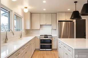 2910 K Ave, Anacortes, WA 98221 - Photo 8