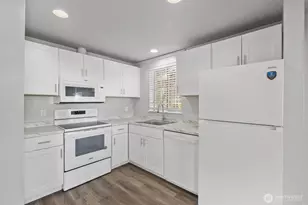 23110 30th Ave S, Des Moines, WA 98198 - Photo 6