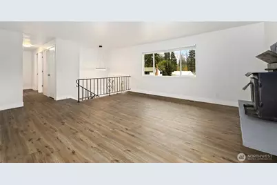 12637 SE 161st Street, Renton, WA 98058 - Photo 4