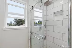 2713 NE 23rd Pl, Renton, WA 98056 - Photo 24