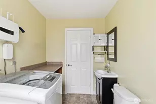 2713 NE 23rd Pl, Renton, WA 98056 - Photo 28