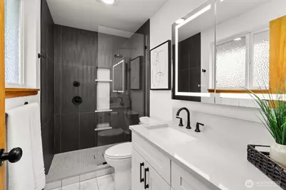 3509 Locust Avenue W, University Place, WA 98466 - Photo 16