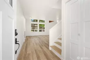 9 76th St SE, Everett, WA 98203 - Photo 2