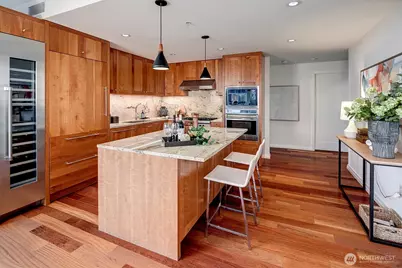 10700 NE 4th Street #2712, Bellevue, WA 98004 - Photo 8