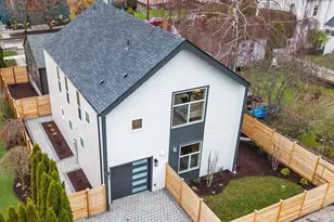 3436 33rd Ave W, Seattle, WA 98199 - Photo 1