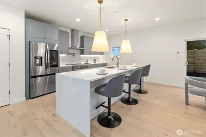 3436 33rd Avenue W, Seattle, WA 98199 - Photo 6