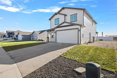 4247 W Sandy Court, Moses Lake, WA 98837 - Photo 2