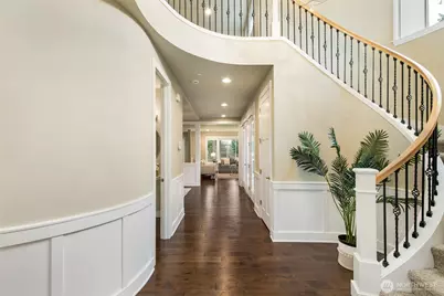 20326 126th Avenue NE, Bothell, WA 98011 - Photo 2