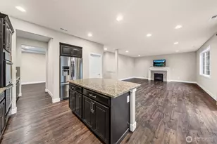 18815 Greenwood Pl E, Bonney Lake, WA 98391 - Photo 16