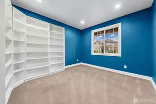 18815 Greenwood Pl E, Bonney Lake, WA 98391 - Photo 6