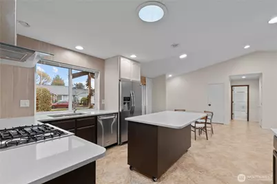 1809 Pine Circle, Lynden, WA 98264 - Photo 12