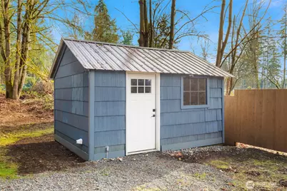 18621 NE 183rd Street, Woodinville, WA 98077 - Photo 22