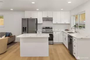 18621 NE 183rd St, Woodinville, WA 98077 - Photo 6