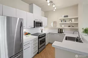 700 E Denny Way, Seattle, WA 98122 - Photo 6