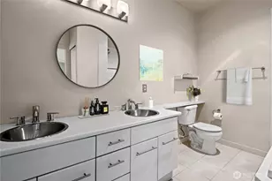 700 E Denny Way, Seattle, WA 98122 - Photo 20