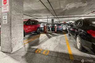 2717 Western Ave, Seattle, WA 98121 - Photo 18