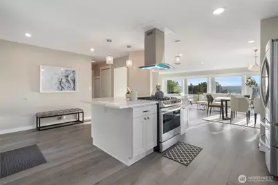 420 Renton Avenue S, Renton, WA 98057 - Photo 18