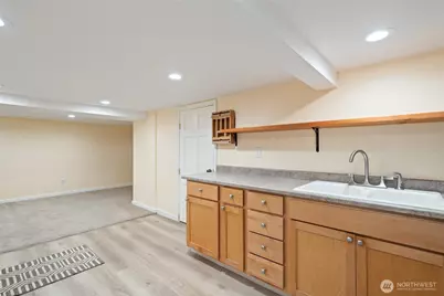 420 Renton Avenue S, Renton, WA 98057 - Photo 32