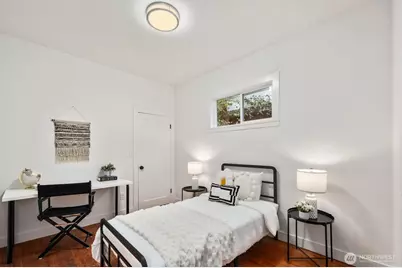 5240 39th Avenue S, Seattle, WA 98118 - Photo 14