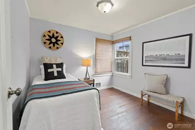 1715 McDougall Avenue, Everett, WA 98201 - Photo 16