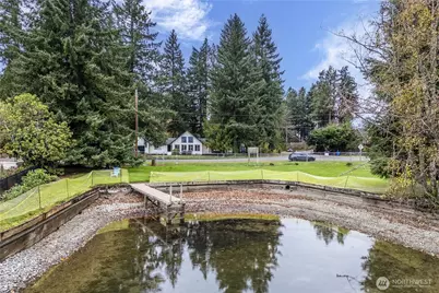 2202 Tacoma Point Drive E, Lake Tapps, WA 98391 - Photo 6