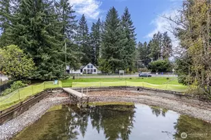 2202 Tacoma Point Dr E, Lake Tapps, WA 98391 - Photo 6