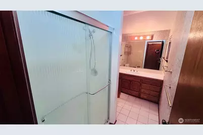 350 E Fairway Drive, Allyn, WA 98524 - Photo 10