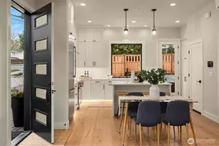 10805 NE 60th St, Kirkland, WA 98033 - Photo 12