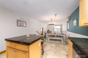 3706 Portage Ln, Anacortes, WA 98221 - Photo 10