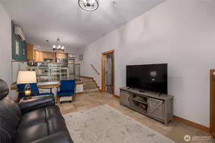 3706 Portage Ln, Anacortes, WA 98221 - Photo 14