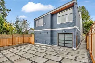 4050 32nd Ave W, Seattle, WA 98199 - Photo 2
