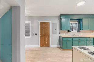 106 Emerson Ave, Hoquiam, WA 98550 - Photo 6