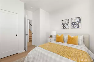 953 N 35th St, Seattle, WA 98103 - Photo 24