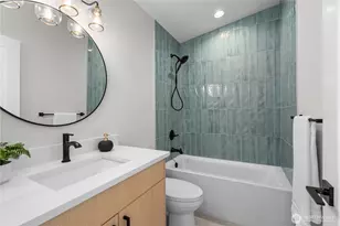 9228 B 22nd Ave SW, Seattle, WA 98106 - Photo 16