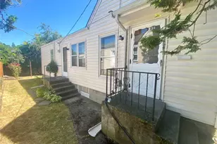 5708 8th Ave NW, Seattle, WA 98107 - Photo 2