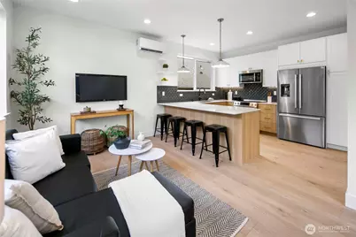 318 B N 84th Street, Seattle, WA 98103 - Photo 6