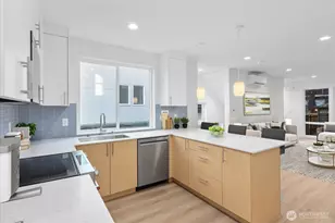 10738 Interlake Ave N, Seattle, WA 98133 - Photo 4