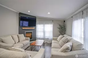 7620 157th St Ct E, Puyallup, WA 98375 - Photo 2