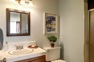 9030 Seward Park Ave S, Seattle, WA 98118 - Photo 16