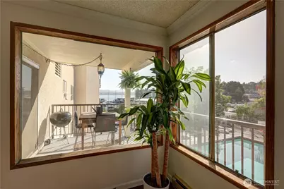 9030 Seward Park Avenue S #305, Seattle, WA 98118 - Photo 6