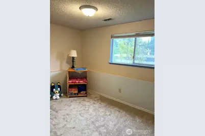 7825 Husky Way SE, Olympia, WA 98503 - Photo 16