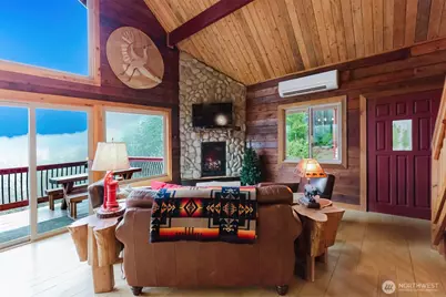 62 NE Southridge Drive, Belfair, WA 98528 - Photo 4